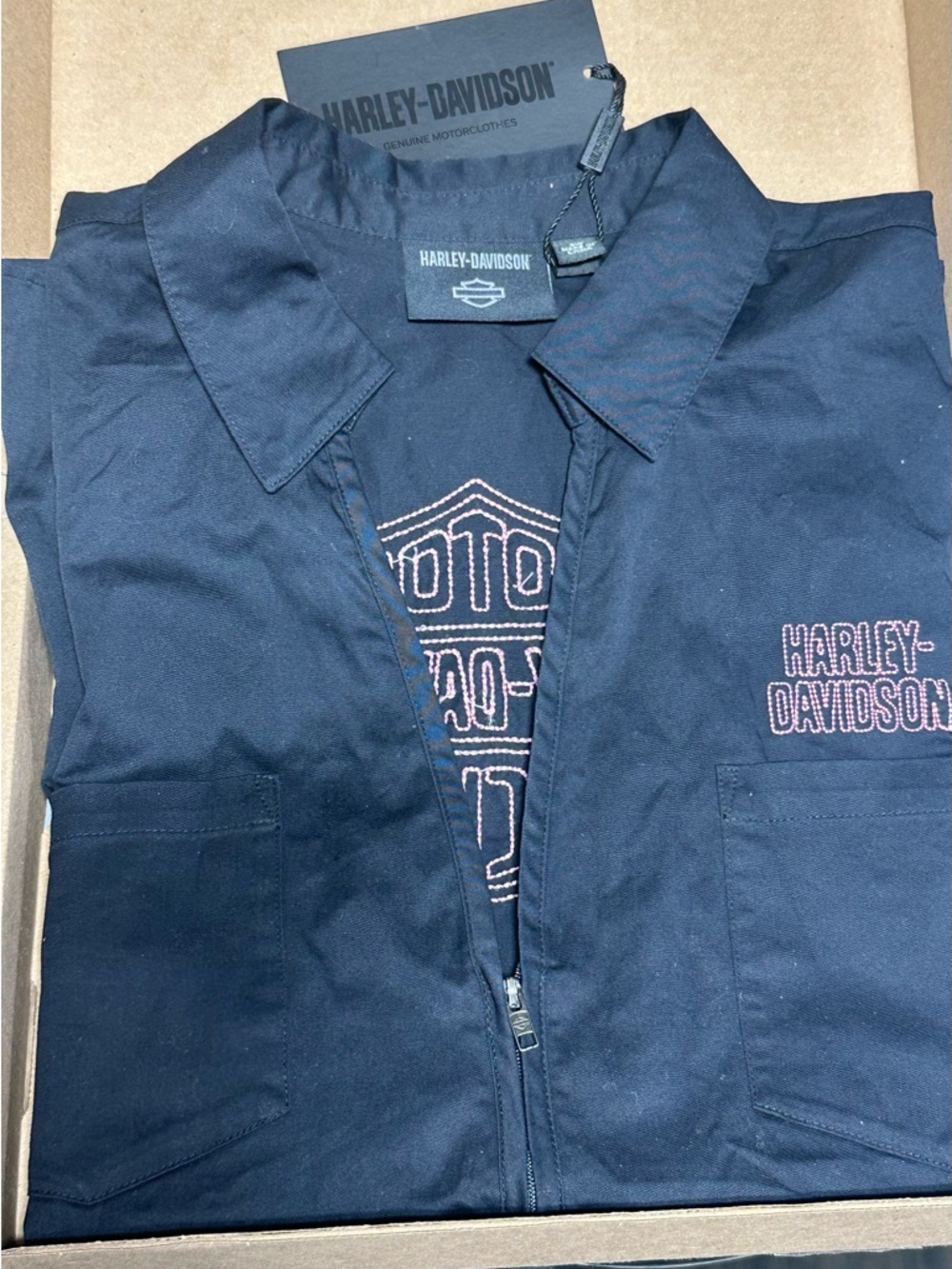 Harley-Davidson Black Shirt with Pink Trim - Picture 4 of 6